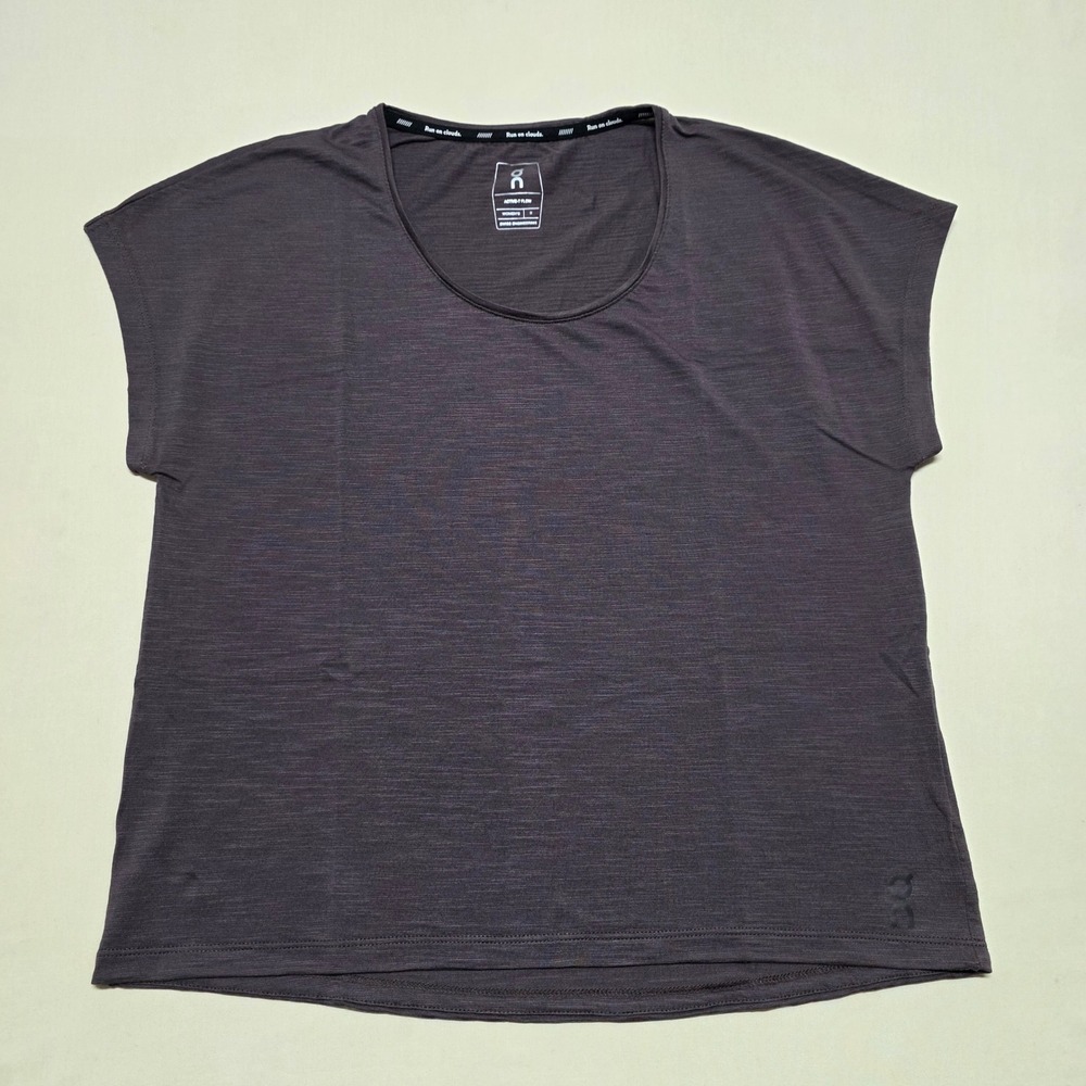 On Running Active-T Flow Womens Small Plum Heathered Scoop Neck Performance Tee